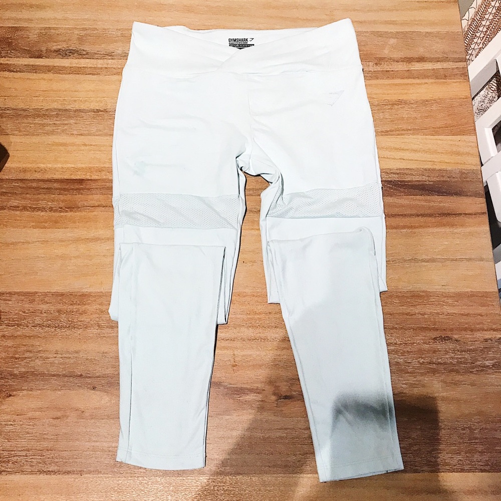GYMSHARK- NIKKI BLACKLETTER Collection Size medium